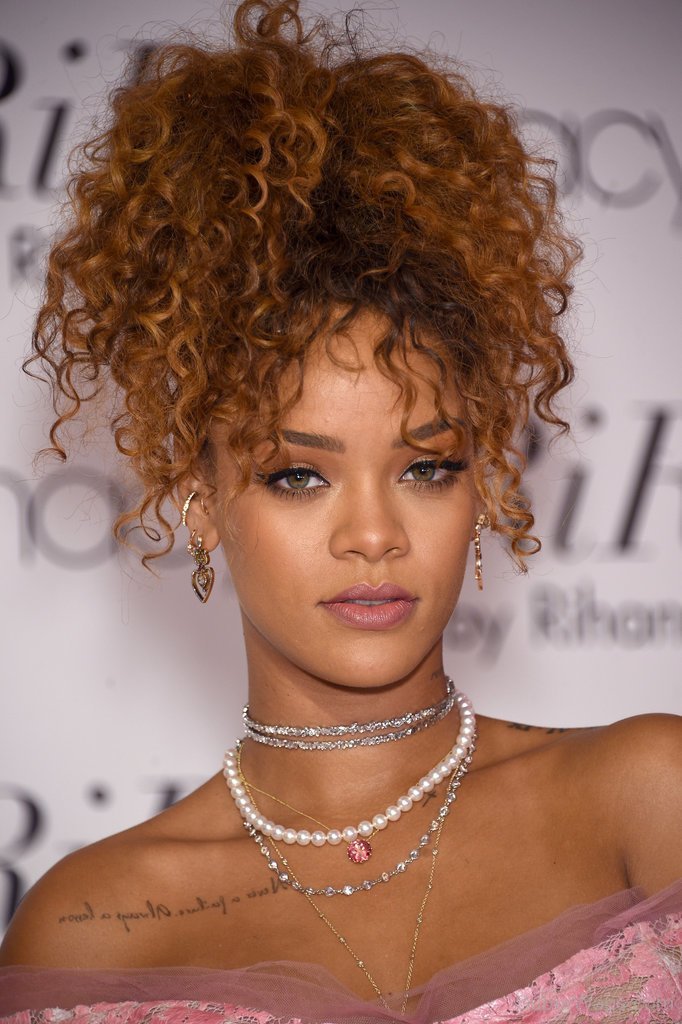 Robyn Rihanna Stylish Haircut Super WAGS Hottest Wives And