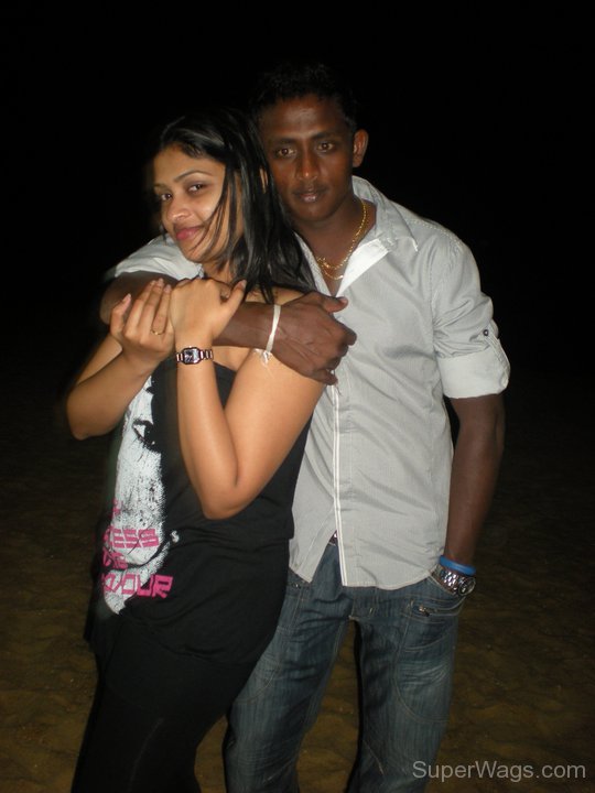 Jeevan Mendis With His Wife