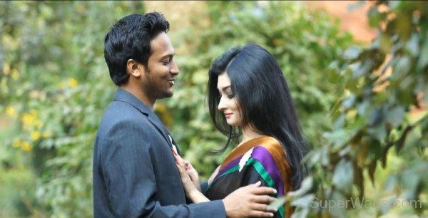 Shakib Al Hasan Wife In Garden