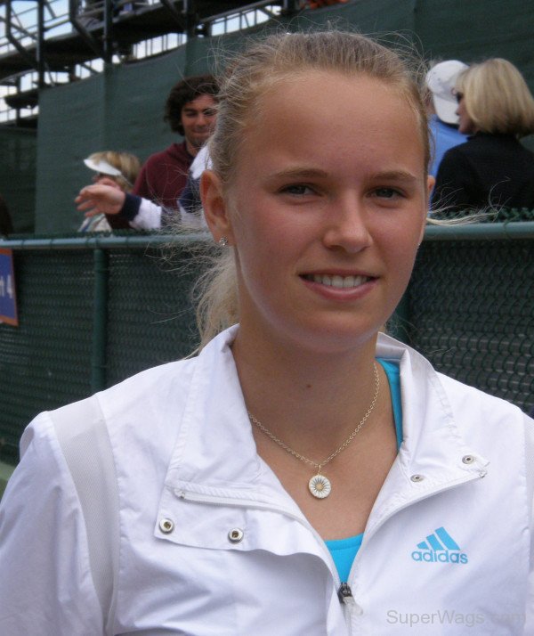 Caroline Wozniacki Looking Beautiful