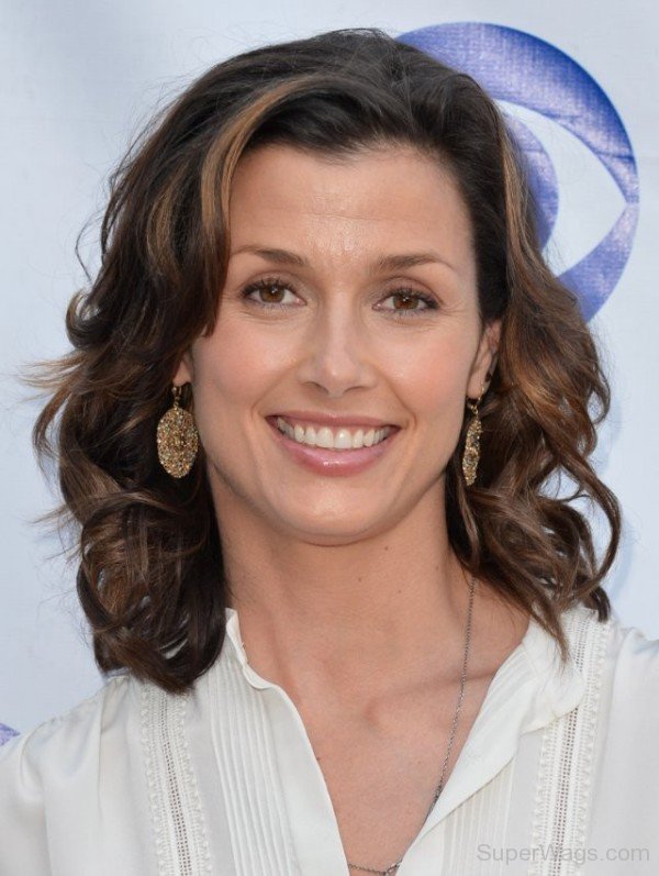 Bridget Moynahan Cute Smiling