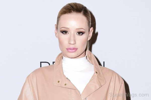 Attractive Iggy Azalea