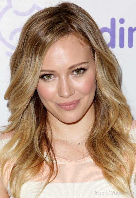 Hilary Duff Blonde Hairstyle-Sw12303