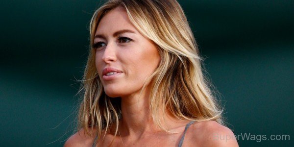 Closeup Of Paulina Gretzky-SW103