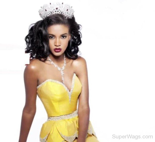 Miss Universe Leila Lopes 77-Sw1101