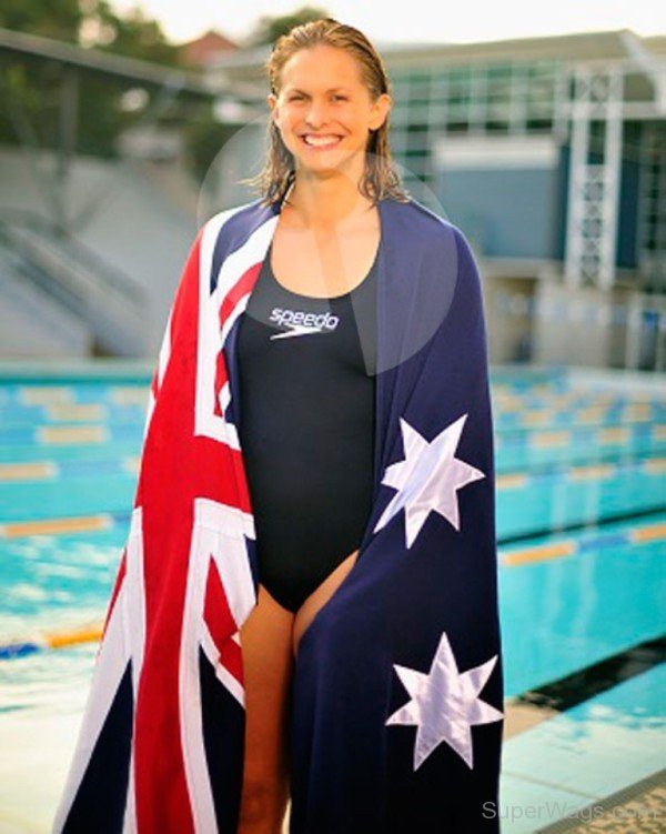 Libby Trickett Holding American Flag-SW121