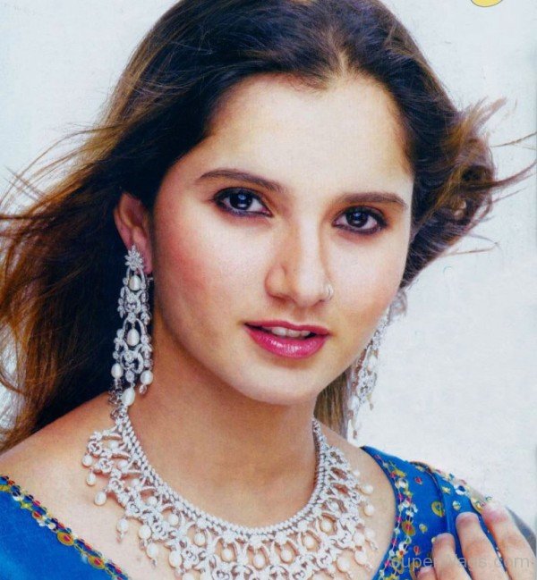 Closeup Of Sania Mirza-SW1007