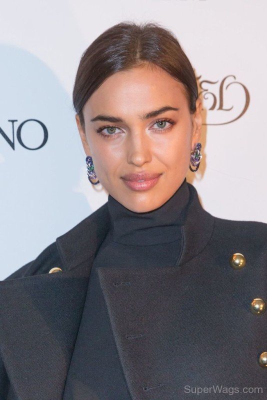 Irina Shayk Smiling Face 1-SW152