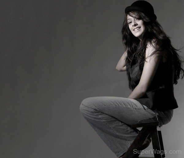 Photo Of Hazel Keech-SW1099