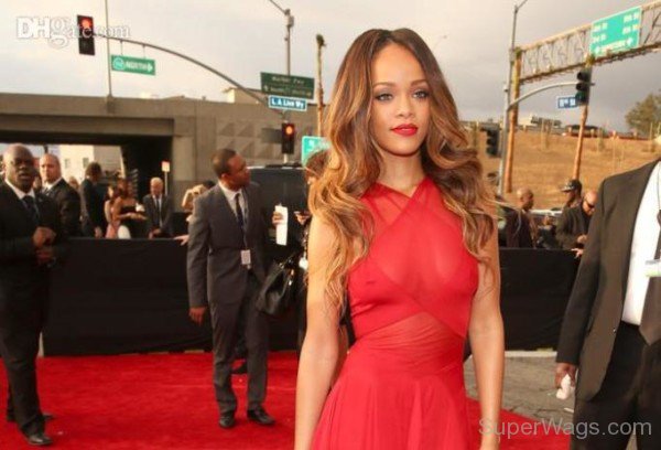 Robyn Rihanna Fenty In Red Dress-SW1060