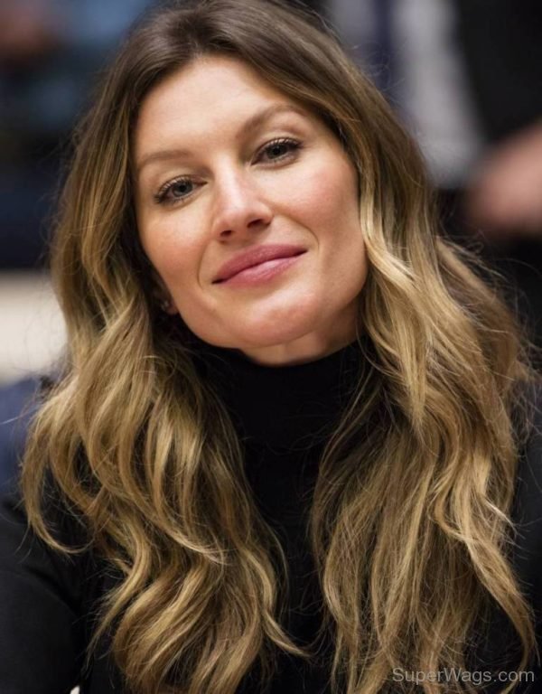 Gisele Bündchen Smiling-SW1062