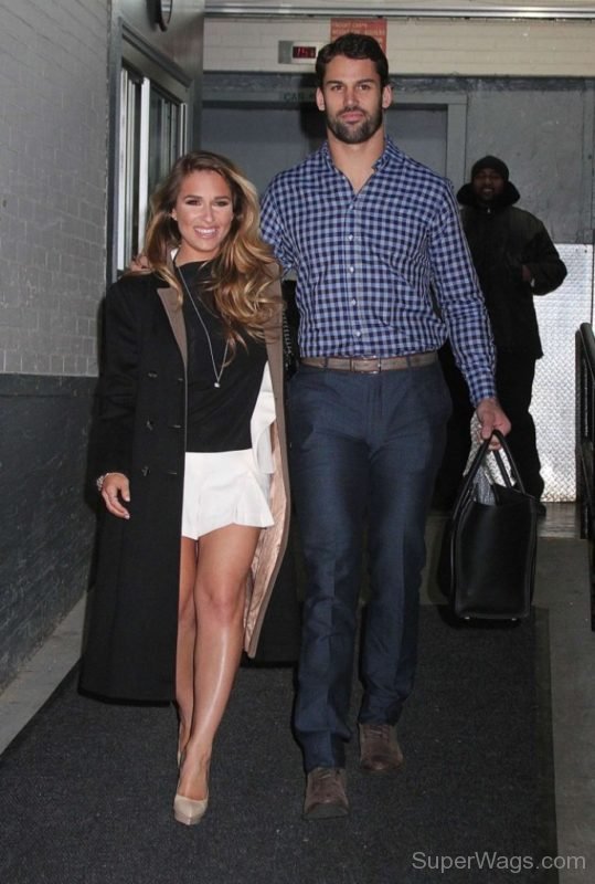 Jessie James Decker And Her Hubby-SW118