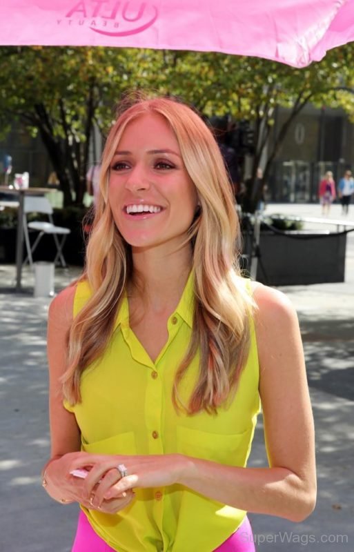 Kristin Cavallari Looking Awesome-SW1065