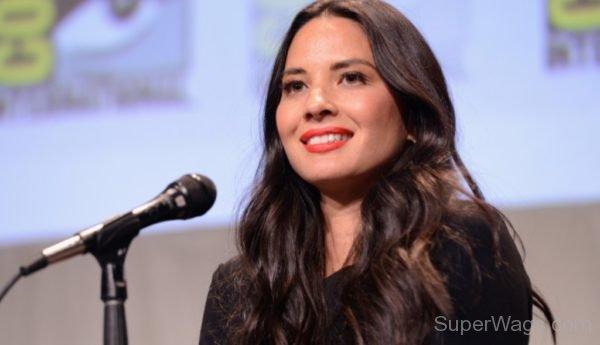 Olivia Munn On Mic-SW1086