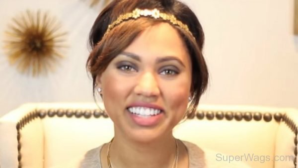 Ayesha Curry PInk Lips-SW121