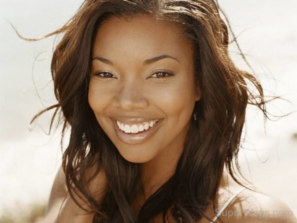 Gabrielle Union Smiling