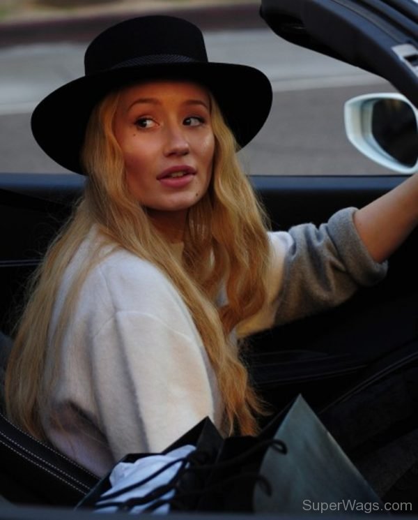 Iggy Azalea Wearing Black Hat-SW1079