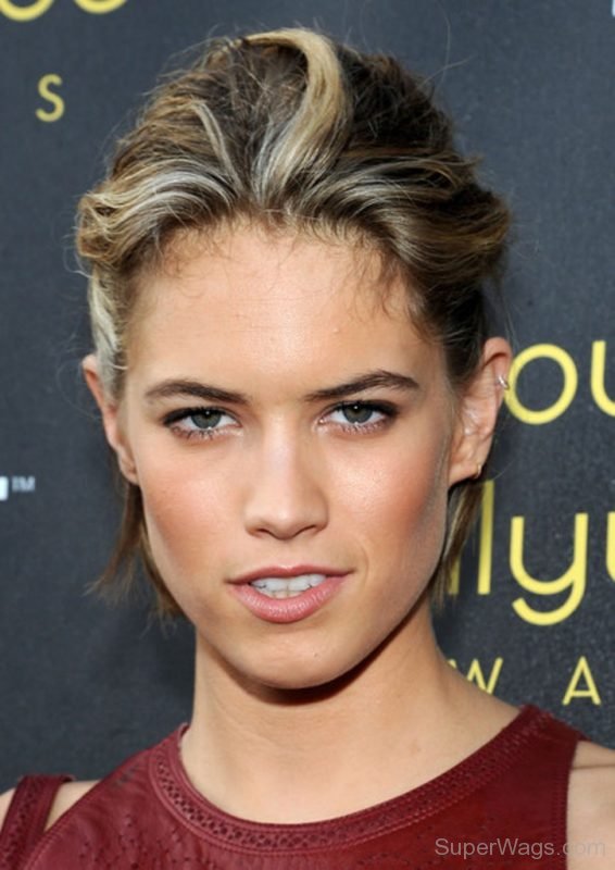 Young Hollywood Actress Cody Horn-SD198