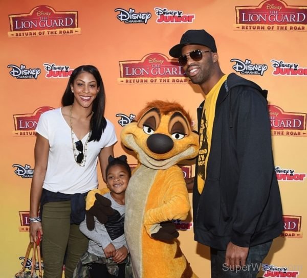 Candace Parker And Her Family-SW1011