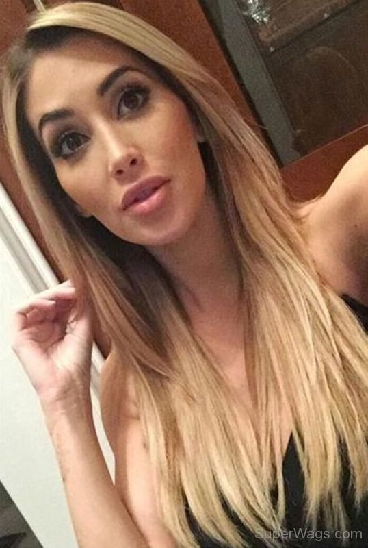 Claudia Sampedro Pink Lips