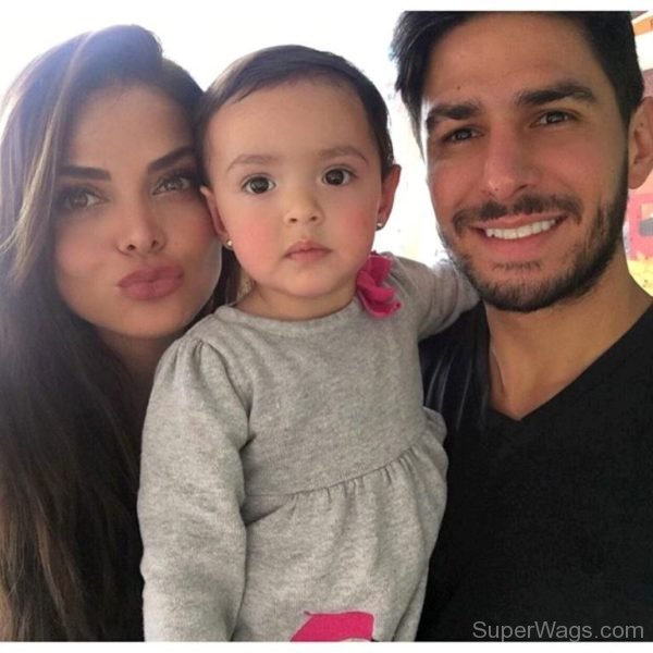 Marisol Gonzalez With Family