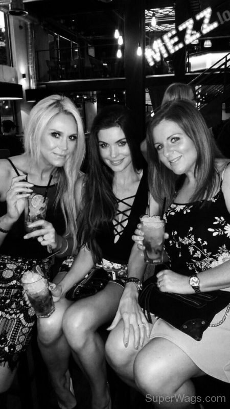 Rachael Cordingley With Friends