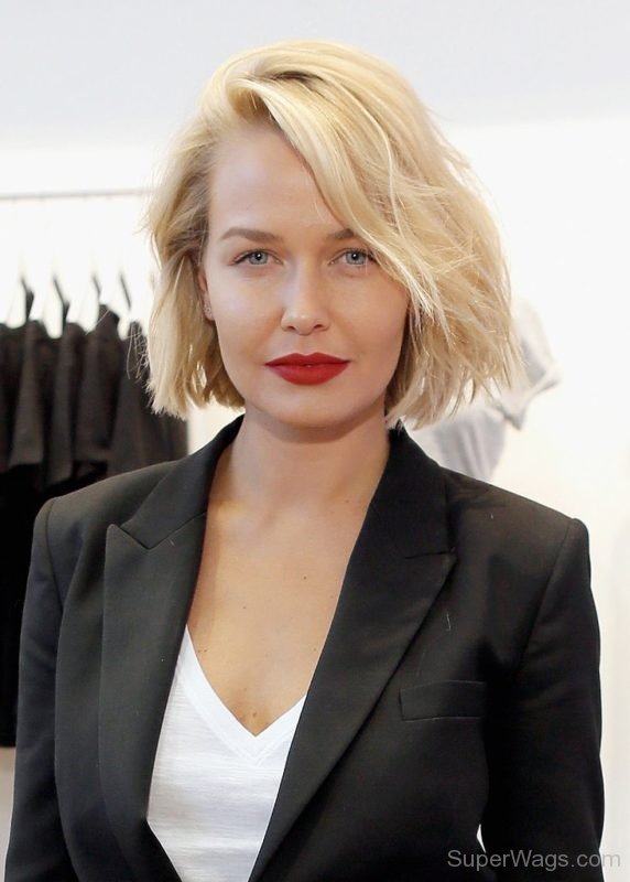 Stylish Lara Bingle Super Wags Hottest Wives And Girlfriends Of High Profile Sportsmen