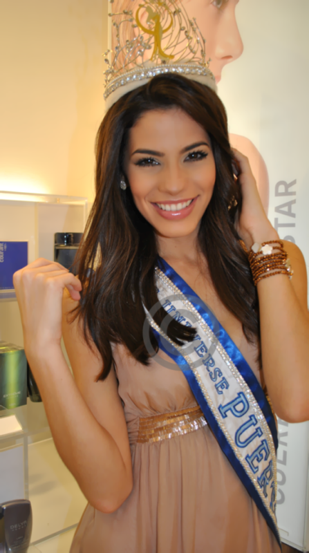 Viviana Ortiz Wearing crown
